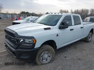 2024 Ram 2500 Tradesman with VIN 3C6UR5HL4RG156559, listed as a IAAI auction lot 41834788 with 2,789 mi miles and . Bid and sale history available at DreamBid. Image 2.
