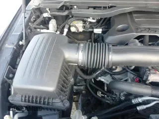 2019 Ram 1500 Rebel z VIN 1C6SRFET9KN582780, wystawiony jako Copart lot #71023855 z przebiegiem 119 040 mil mil oraz Szkoda całkowita • Salvage title. Historia ofert i sprzedaży dostępna na DreamBid. Obrazek 13.