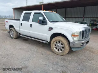 2009 Ford Super Duty F-250 SRW XL with VIN 1FTSW21R59EA73624, listed as a IAAI auction lot 42077112 with 250,715 mi miles. Bid and sale history available at carsss.com. Image 1.