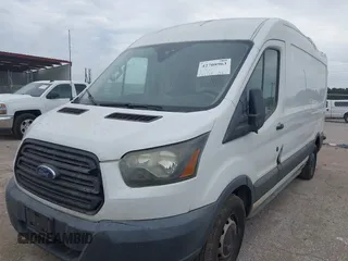 2016 Ford Transit z VIN 1FTBW2CG7GKA00930, wystawiony jako IAAI lot #42708963 z przebiegiem 232 205 mil mil oraz . Historia ofert i sprzedaży dostępna na DreamBid. Obrazek 2.