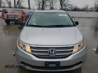 2013 Honda Odyssey EX-L with VIN 5FNRL5H63DB001333, listed as a Copart auction lot 47745635 with 169,539 mi miles and Salvage Title. Bid and sale history available at DreamBid. Image 5.