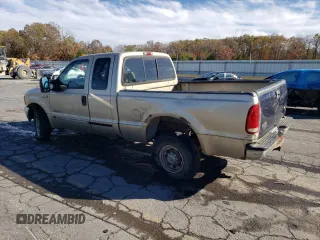 2000 Ford F-250 XL z VIN 1FTNX21F0YEE44462, wystawiony jako Copart lot #78092144 z przebiegiem 286 852 mil mil oraz Szkoda całkowita • Salvage title. Historia ofert i sprzedaży dostępna na DreamBid. Obrazek 2.