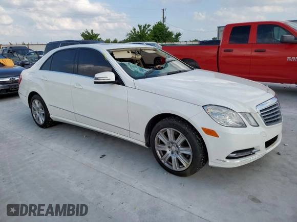 2013 Mercedes-Benz E 350 Luxury with VIN WDDHF5KB5DA728352, listed as a Copart auction lot 59737655 with 68,286 mi miles and Salvage title. Bid and sale history available at DreamBid. Image 4.