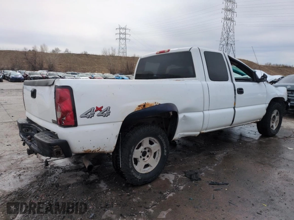 2005 Chevrolet Silverado 1500 with VIN 1GCEK19VX5E240607, listed as a Copart auction lot 50742185 with 190,195 mi miles and Salvage Title. Bid and sale history available at DreamBid. Image 3.