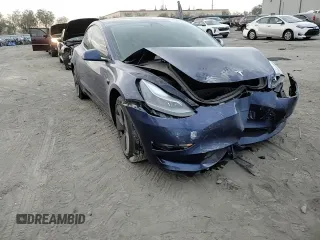 2021 Tesla Model 3 Long Range with VIN 5YJ3E1EB2MF055863, listed as a Copart auction lot 85267844 with 28,141 mi miles and Salvage Title. Bid and sale history available at carsss.com. Image 10.