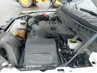 2023 Ford F-150 XL z VIN 1FTEW1E86PFD11206, wystawiony jako IAAI lot #43356021 z przebiegiem 54 516 mil mil oraz . Historia ofert i sprzedaży dostępna na DreamBid. Obrazek 19.