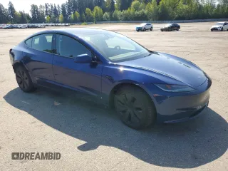 2024 Tesla Model 3 z VIN 5YJ3E1EA2RF846411, wystawiony jako Copart lot #54396985 z przebiegiem 5 162 mil mil oraz Szkoda całkowita • Salvage title. Historia ofert i sprzedaży dostępna na DreamBid. Obrazek 4.