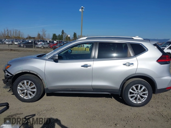 2017 Nissan Rogue SV with VIN KNMAT2MT4HP587849, listed as a IAAI auction lot 41759211 with 109,529 mi miles. Bid and sale history available at carsss.com. Image 15.