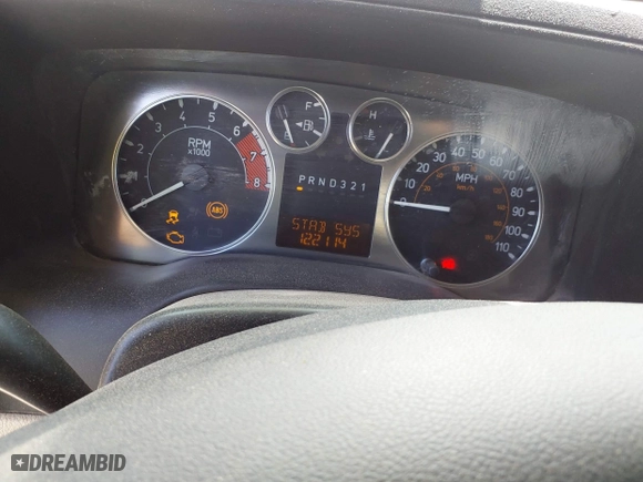 2008 Hummer H3 SUV with VIN 5GTEN13EX88178573, listed as a IAAI auction lot 42058752 with 122,114 mi miles. Bid and sale history available at carsss.com. Image 7.