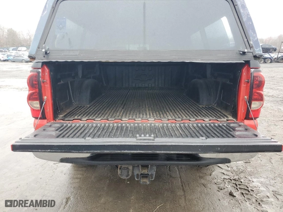 2005 Chevrolet Silverado 1500 with VIN 1GCEK14T55E212753, listed as a Copart auction lot 51294755 with 271,447 mi miles and Salvage Title. Bid and sale history available at carsss.com. Image 10.