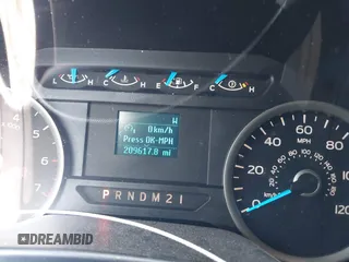 2017 Ford F-150 XL with VIN 1FTEW1CP6HKD75328, listed as a IAAI auction lot 42400974 with 209,617 mi miles and . Bid and sale history available at DreamBid. Image 7.