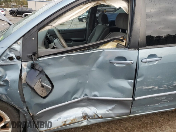 2005 Toyota Sienna LE with VIN 5TDBA23C15S048389, listed as a Copart auction lot 50752865 with 185,829 mi miles and Salvage Title. Bid and sale history available at DreamBid. Image 7.