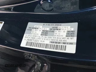 2025 Mazda CX-90 Preferred z VIN JM3KKBHD7S1200318, wystawiony jako IAAI lot #42045306 z przebiegiem 4 886 mil mil oraz . Historia ofert i sprzedaży dostępna na DreamBid. Obrazek 9.