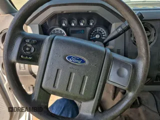 2014 Ford F-250 XL with VIN 1FD7X2B64EEB03645, listed as a IAAI auction lot 42677861 with 354,237 mi miles and . Bid and sale history available at DreamBid. Image 2.