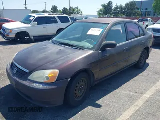 2001 Honda Civic LX z VIN 1HGES16551L011070, wystawiony jako IAAI lot #42294129 z przebiegiem 184 020 mil mil oraz . Historia ofert i sprzedaży dostępna na DreamBid. Obrazek 2.