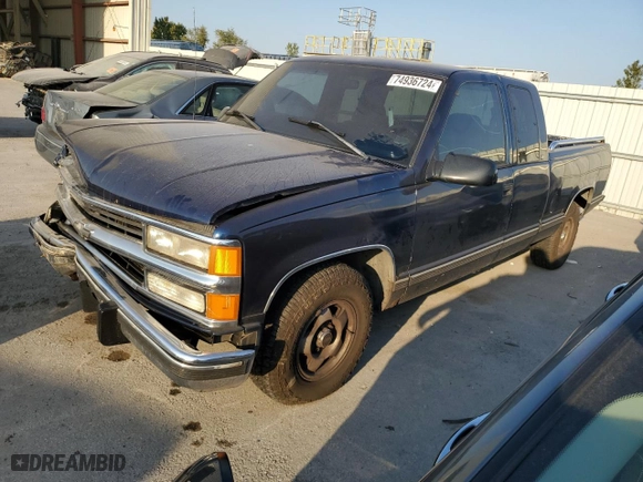 1999 Chevrolet C/K 1500 with VIN 1GCEC19R7XR140542, listed as a Copart auction lot 74936724 with 348,313 mi miles and Salvage Title. Bid and sale history available at carsss.com. Image 1.
