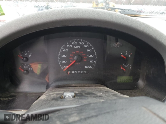 2005 Ford F-150 XL with VIN 1FTRF14W35NB77629, listed as a Copart auction lot 79119564 with 136,803 mi miles and Clean Title. Bid and sale history available at carsss.com. Image 9.