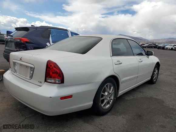 2004 Mitsubishi Diamante LS with VIN 6MMAP67P24T006334, listed as a Copart auction lot 51872175 with 110,305 mi miles and Clean Title. Bid and sale history available at carsss.com. Image 3.