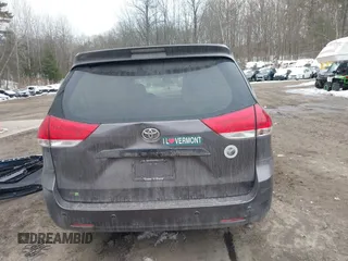 2014 Toyota Sienna L with VIN 5TDZK3DC9ES510214, listed as a IAAI auction lot 41721667 with 1 mi miles. Bid and sale history available at carsss.com. Image 16.