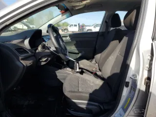 2018 Hyundai Accent SE z VIN 3KPC24A31JE013744, wystawiony jako Copart lot #52619315 z przebiegiem 89 887 mil mil oraz Szkoda całkowita • Salvage title. Historia ofert i sprzedaży dostępna na DreamBid. Obrazek 7.