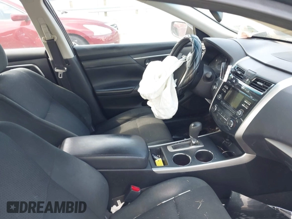 2015 Nissan Altima S with VIN 1N4AL3AP0FC581215, listed as a IAAI auction lot 42157703 with Not Provided miles and . Bid and sale history available at DreamBid. Image 5.
