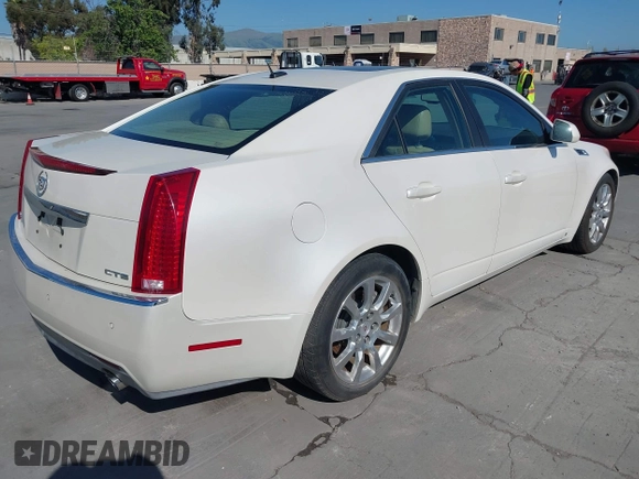 2008 Cadillac CTS RWD z VIN 1G6DV57V280142396, wystawiony jako IAAI lot #42086055 z przebiegiem 183 113 mil mil oraz . Historia ofert i sprzedaży dostępna na DreamBid. Obrazek 4.