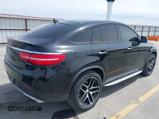 2016 Mercedes-Benz GLE 450 AMG z VIN 4JGED6EBXGA024359, wystawiony jako IAAI lot #42156426 z przebiegiem 115 489 mil mil oraz . Historia ofert i sprzedaży dostępna na DreamBid. Obrazek 4.