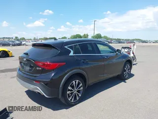 2017 Infiniti QX30 Premium with VIN SJKCH5CR1HA039616, listed as a IAAI auction lot 42267071 with 75,481 mi miles and . Bid and sale history available at DreamBid. Image 4.
