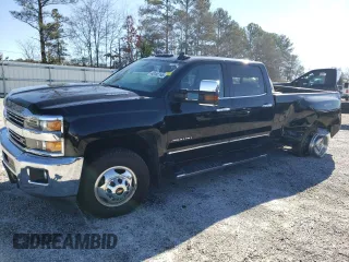 2015 Chevrolet Silverado 3500HD LTZ with VIN 1GC4K0E81FF532664, listed as a Copart auction lot 45182145 with 97,615 mi miles and Salvage Title. Bid and sale history available at carsss.com. Image 1.