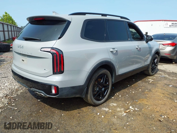 2024 Kia Telluride EX with VIN 5XYP3DGC9RG428637, listed as a IAAI auction lot 40288347 with 26,854 mi miles and . Bid and sale history available at carsss.com. Image 4.