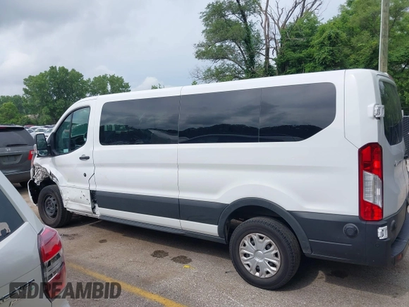 2024 Ford Transit Passenger XL with VIN 1FBAX2YG6RKA47052, listed as a IAAI auction lot 42500436 with 40,965 mi miles and . Bid and sale history available at DreamBid. Image 14.