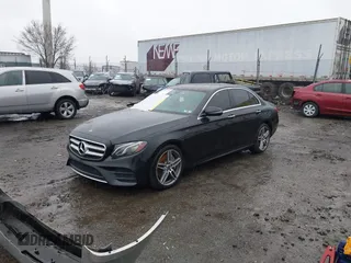 2018 Mercedes-Benz E with VIN WDDZF4KB5JA352116, listed as a IAAI auction lot 41863109 with 71,039 mi miles. Bid and sale history available at carsss.com. Image 18.