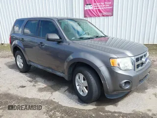 2011 Ford Escape XLS с VIN 1FMCU0C71BKC16386, выставлен на аукционе IAAI как лот 42154405 с пробегом 209 887 миль миль и . История ставок и продаж доступна на DreamBid. Изображение 1.