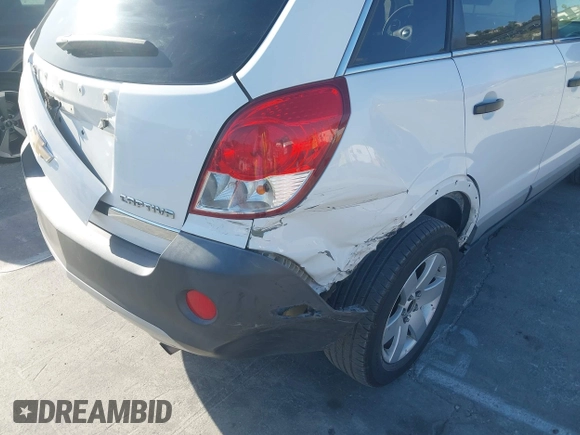 2012 Chevrolet Captiva Sport LS z VIN 3GNAL2EK9CS551520, wystawiony jako IAAI lot #42256190 z przebiegiem 155 016 mil mil oraz . Historia ofert i sprzedaży dostępna na DreamBid. Obrazek 6.