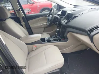 2017 Ford Escape SE with VIN 1FMCU0GD6HUA45583, listed as a IAAI auction lot 42070398 with 222,735 mi miles. Bid and sale history available at carsss.com. Image 5.