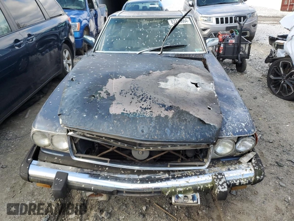 1981 Mercedes-Benz 380 380SL with VIN WDBBA45A1BB004630, listed as a Copart auction lot 87215664 with 8,882 mi miles and Salvage Title. Bid and sale history available at carsss.com. Image 5.