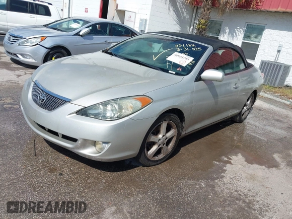 2004 Toyota Solara SE with VIN 4T1FA38P34U031182, listed as a IAAI auction lot 41933785 with 158,624 mi miles. Bid and sale history available at carsss.com. Image 2.