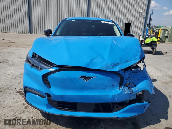 2024 Ford Mustang Mach-E Select z VIN 3FMTK1R47RMA23476, wystawiony jako Copart lot #57778105 z przebiegiem Nie podano mil oraz Nie do naprawy • Non repairable. Historia ofert i sprzedaży dostępna na DreamBid. Obrazek 5.
