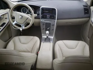 2013 Volvo XC60 3.2L z VIN YV4940DZ3D2451757, wystawiony jako Copart lot #58147575 z przebiegiem 86 021 mil mil oraz Czysty tytuł • Clean title. Historia ofert i sprzedaży dostępna na DreamBid. Obrazek 8.