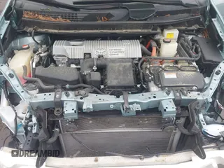 2015 Toyota Prius Two with VIN JTDZN3EU8FJ033529, listed as a IAAI auction lot 42235439 with 102,513 mi miles and . Bid and sale history available at DreamBid. Image 10.