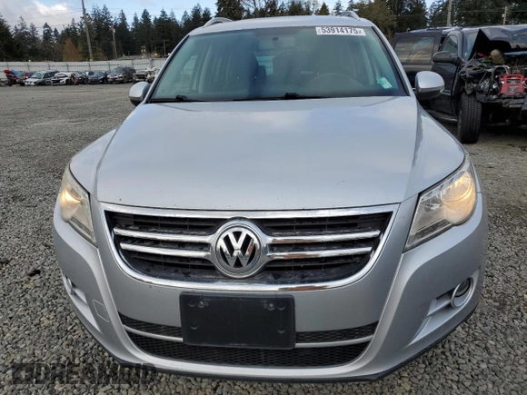 2011 Volkswagen Tiguan SE with VIN WVGBV7AX1BW559924, listed as a Copart auction lot 53914175 with 215,511 mi miles and Clean Title. Bid and sale history available at DreamBid. Image 5.