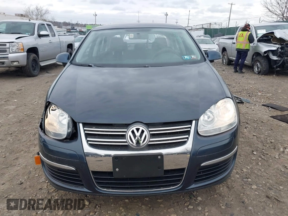 2010 Volkswagen Jetta Sedan S with VIN 3VWJZ7AJ1AM101103, listed as a IAAI auction lot 41727218 with 85,306 mi miles. Bid and sale history available at carsss.com. Image 11.