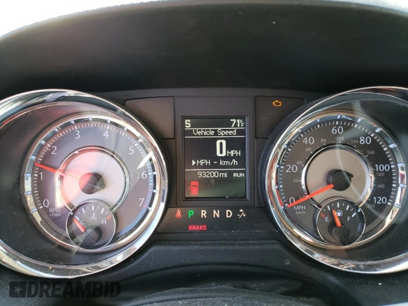2014 Chrysler Town & Country Touring with VIN 2C4RC1BG9ER438074, listed as a Copart auction lot 72837324 with 93,200 mi miles and Clean Title. Bid and sale history available at DreamBid. Image 9.