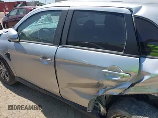 2021 Mitsubishi Outlander SE z VIN JA4APVAU3MU018743, wystawiony jako IAAI lot #42002286 z przebiegiem 97 069 mil mil oraz . Historia ofert i sprzedaży dostępna na DreamBid. Obrazek 18.