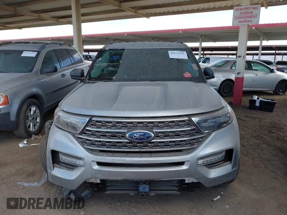 2024 Ford Explorer XLT with VIN 1FMSK7DH8RGA81728, listed as a IAAI auction lot 41671142 with 1,220 mi miles. Bid and sale history available at carsss.com. Image 12.