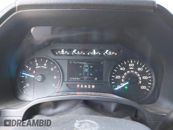 2018 Ford F-150 XL with VIN 1FTEW1CP6JKF36573, listed as a IAAI auction lot 42314415 with 121,240 mi miles and . Bid and sale history available at DreamBid. Image 7.