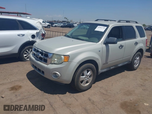2008 Ford Escape XLT с VIN 1FMCU93138KD30768, выставлен на аукционе IAAI как лот 42464734 с пробегом 120 218 миль миль и . История ставок и продаж доступна на DreamBid. Изображение 2.