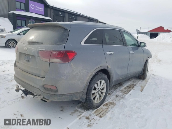 2020 Kia Sorento LX V6 with VIN 5XYPGDA54LG695044, listed as a Copart auction lot 45395885 with 0 mi miles and Salvage Title. Bid and sale history available at carsss.com. Image 3.