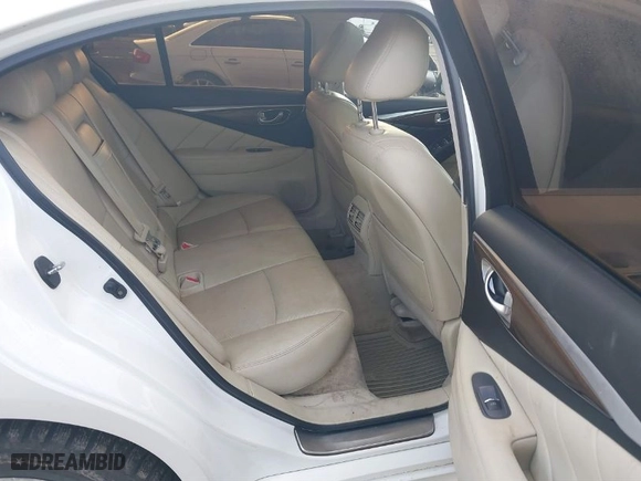 2015 Infiniti Q50 with VIN JN1BV7AR2FM393374, listed as a IAAI auction lot 41100516 with 96,962 mi miles. Bid and sale history available at carsss.com. Image 8.