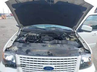 2005 Ford Expedition Limited with VIN 1FMFU20545LA72293, listed as a IAAI auction lot 42447989 with 182,117 mi miles and . Bid and sale history available at DreamBid. Image 10.